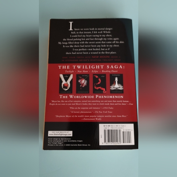 The Twilight Saga New Moon by Stephenie Meyer 2008 Trade Paperback) Good Cond. - Picture 3 of 4